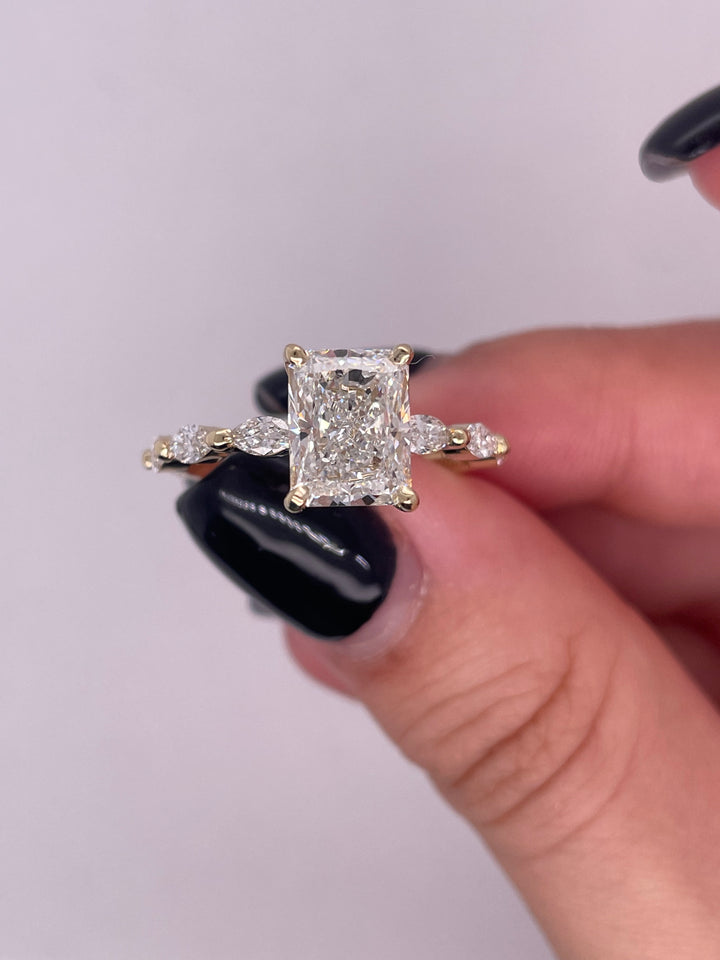 טבעת אירוסין דגם ״אמה ״ 3.10 קראט