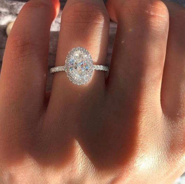 טבעת אירוסין היילו 2 קראט מעבדה cvd