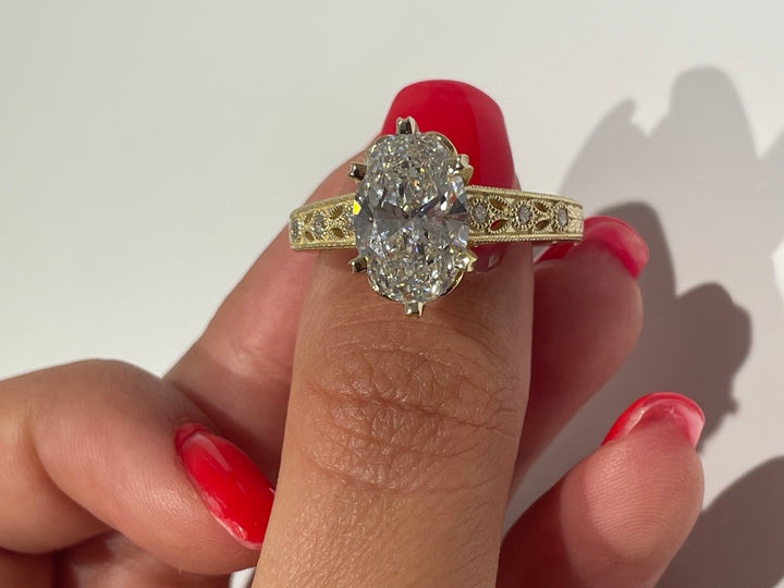 טבעת אירוסין ״אודין״ 3 קראט יהלום מעבדה cvd