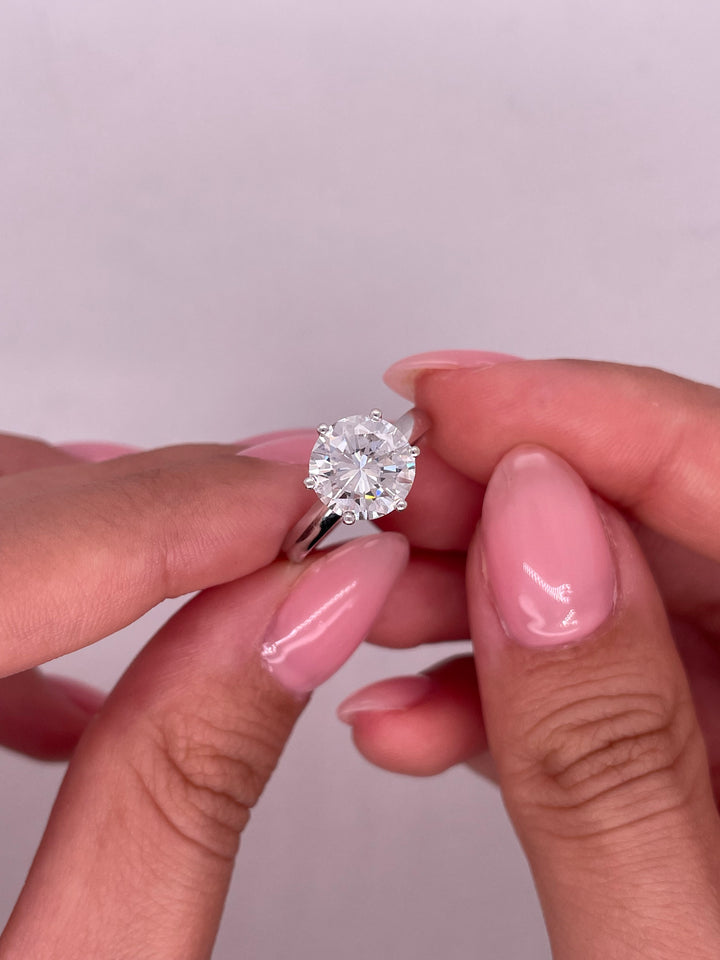 טבעת אירוסין סוליטר 2 קראט מעבדה cvd