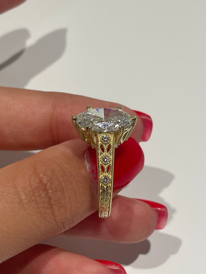 טבעת אירוסין ״אודין״ 3 קראט יהלום מעבדה cvd