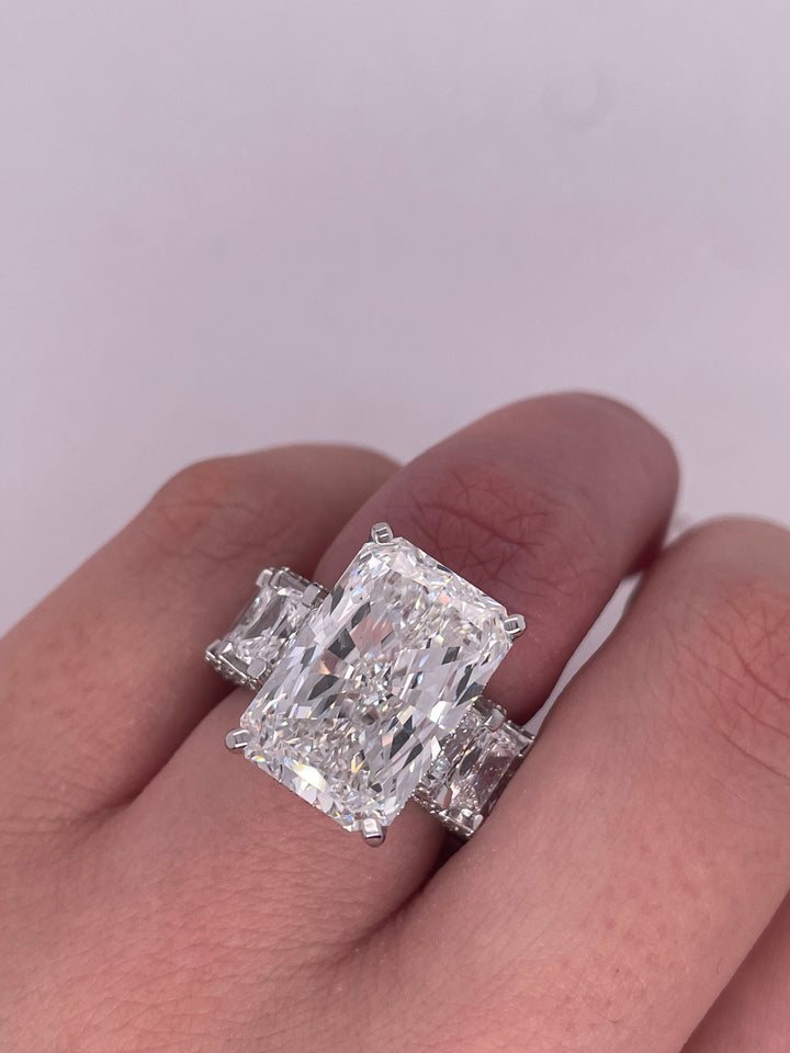 טבעת אירוסין ״דיאן ״ 16 קראט יהלומים מעבדה cvd