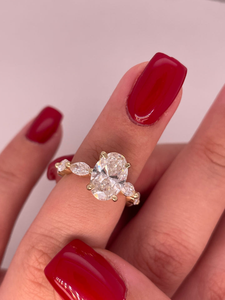 טבעת אירוסין דגם היילי 3.20 קראט מעבדה cvd