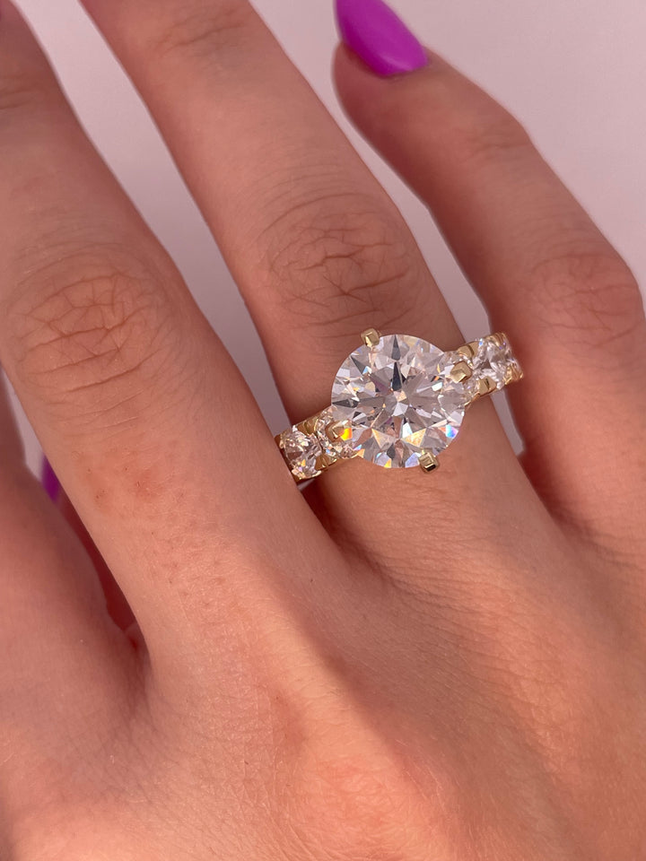 טבעת אירוסין 10 קראט קראט יהלומים מעבדה cvd