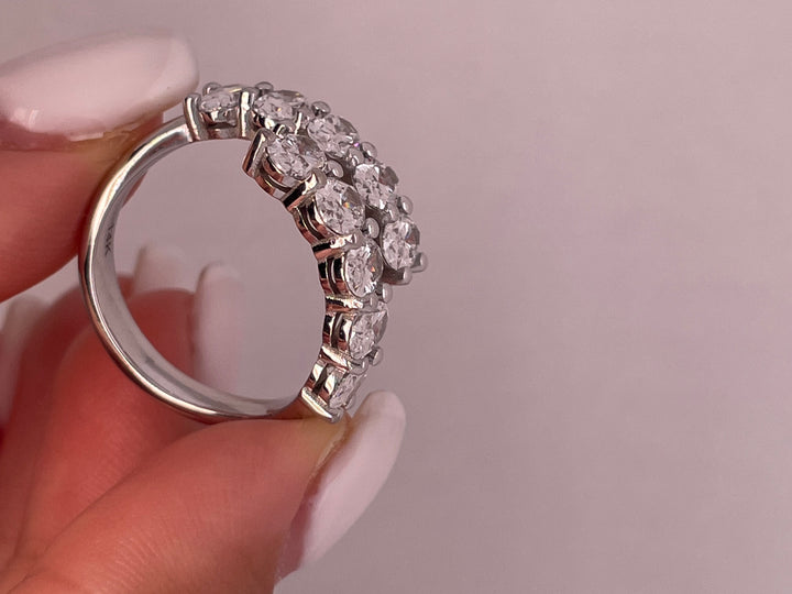 טבעת ״לינוי״ אטרנטי פתוחה אובלים 3 קראט מעבדה cvd