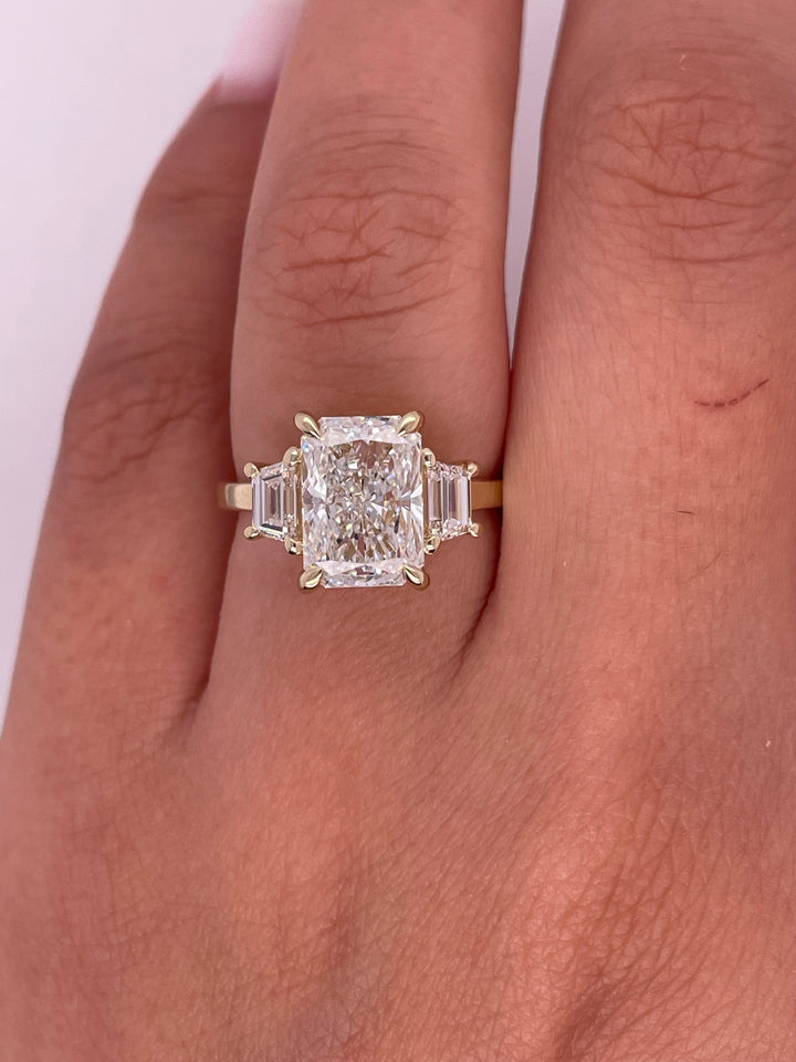 טבעת אירוסין ״סול״ 3.60 קראט