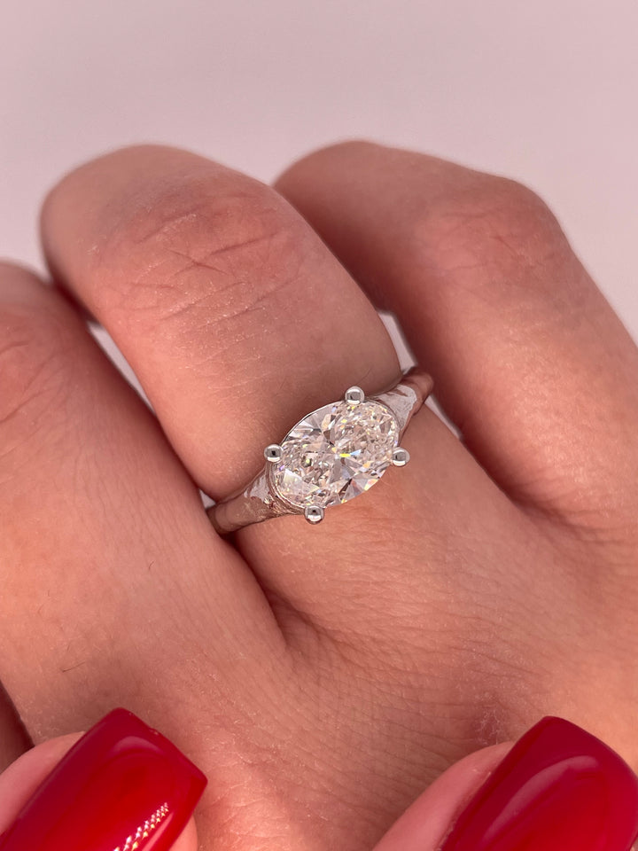 טבעת אלמה יהלום אובל מאוזן 1.50 קראט טבעי