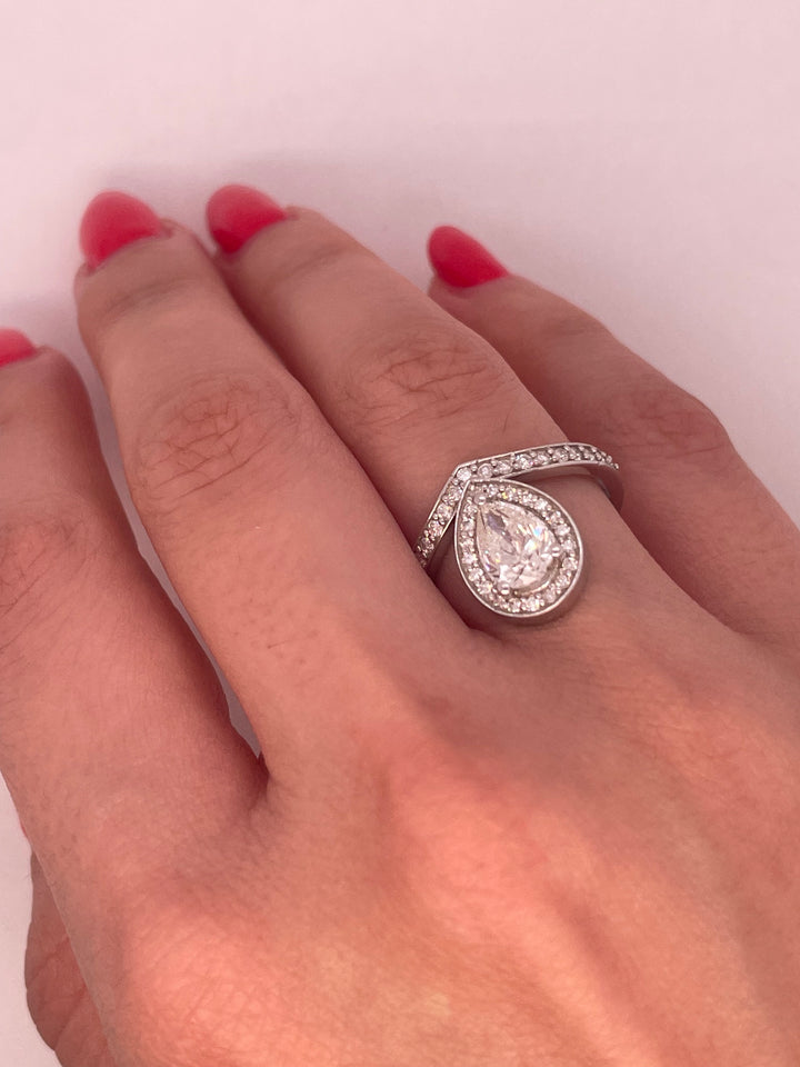 טבעת אירוסין ״אדל״ 2 קראט מעבדה cvd