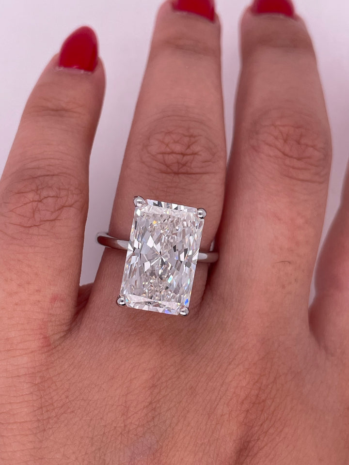 טבעת אירוסין סוליטר 10 קראט רדיאן