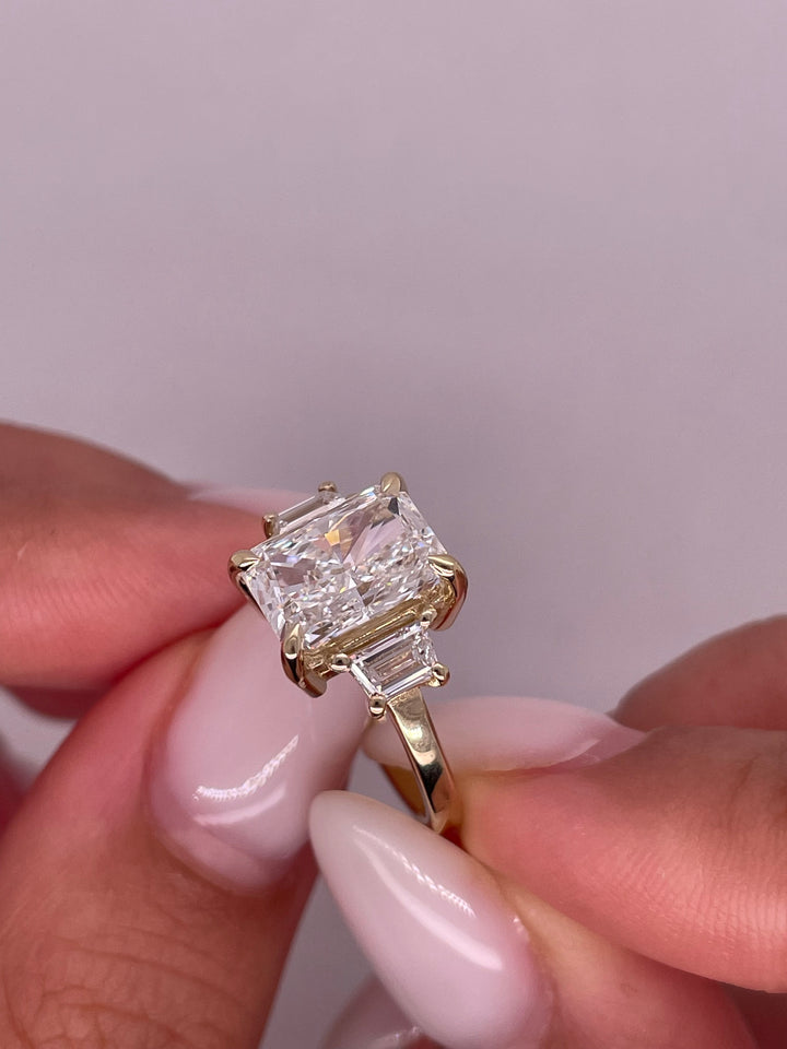 טבעת אירוסין ״סול״ 3.60 קראט