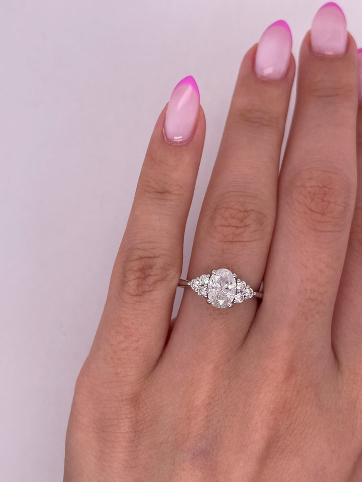 טבעת אירוסין דגם ״נוי״ 1.30 קראט מעבדה cvd