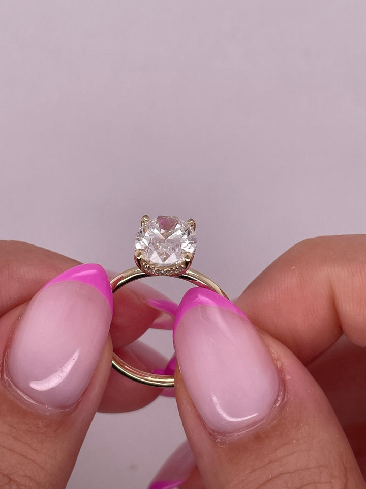 טבעת אירוסין סוליטר היילו 2.70 קראט טבעי