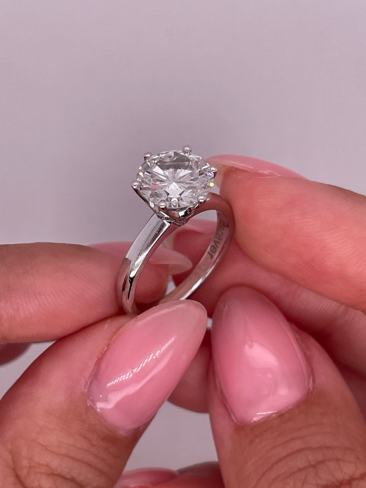 טבעת אירוסין סוליטר 2 קראט מעבדה cvd