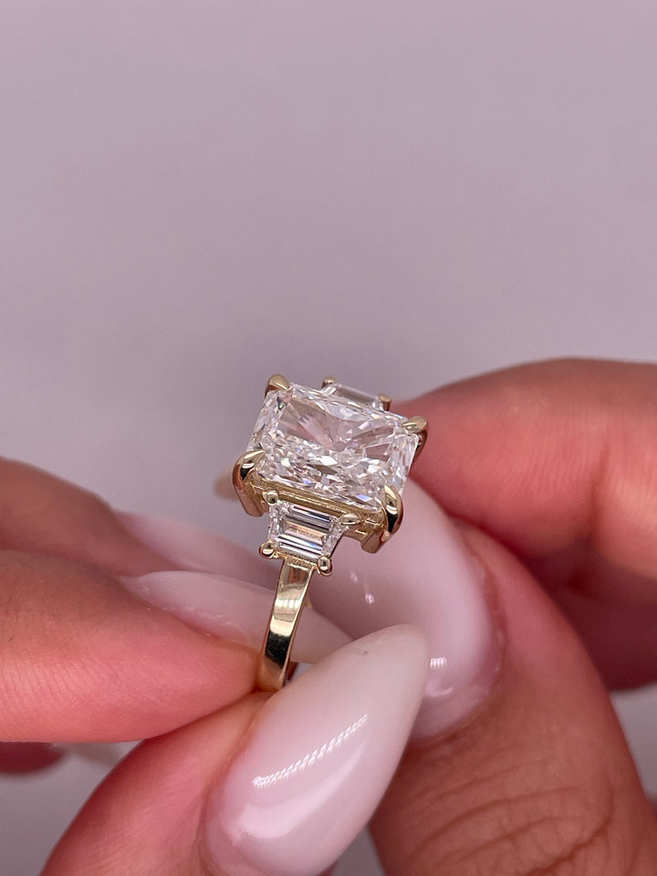 טבעת אירוסין ״סול״ 3.60 קראט