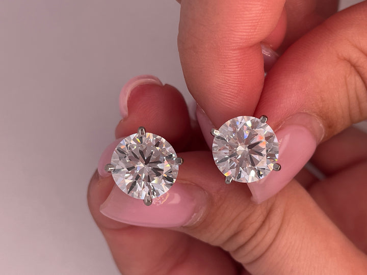 עגילי יהלומים צמודים 6 קראט מעבדה cvd