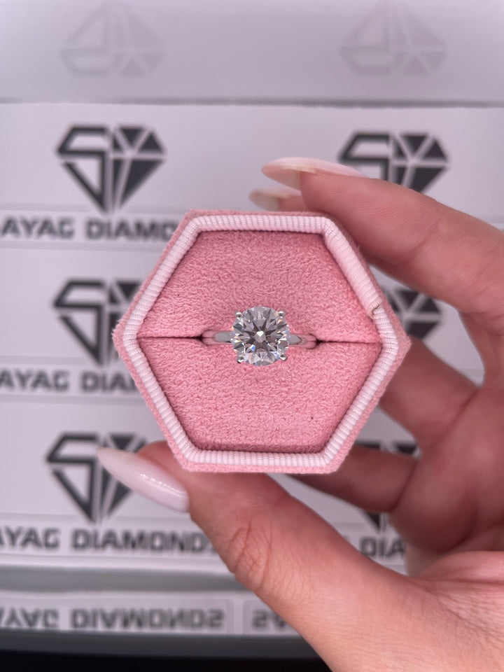 טבעת אירוסין סוליטר 3 קראט טבעי