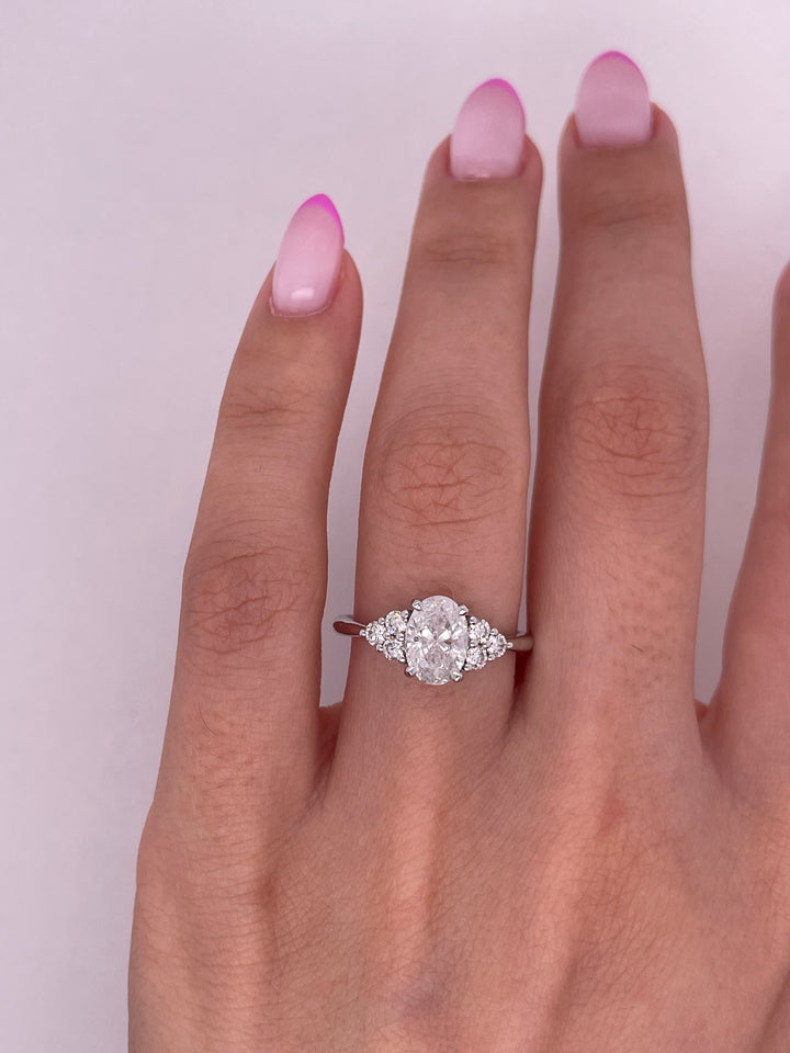 טבעת אירוסין דגם ״נוי״ 1.30 קראט מעבדה cvd