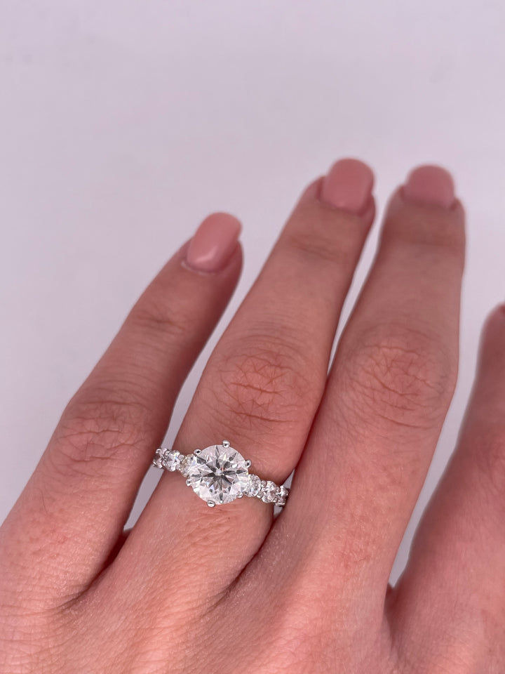 טבעת אירוסין דגם סבן 1.60 קראט טבעי