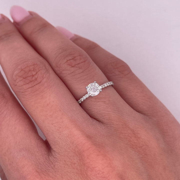 טבעת אירוסין קלאסית ״דגם 200״ 0.70 קראט טבעי