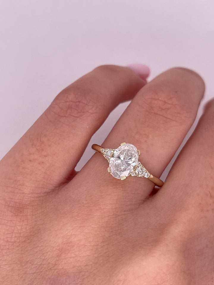 טבעת אירוסין דגם ״אריאן״ 1.25 קראט מעבדה cvd