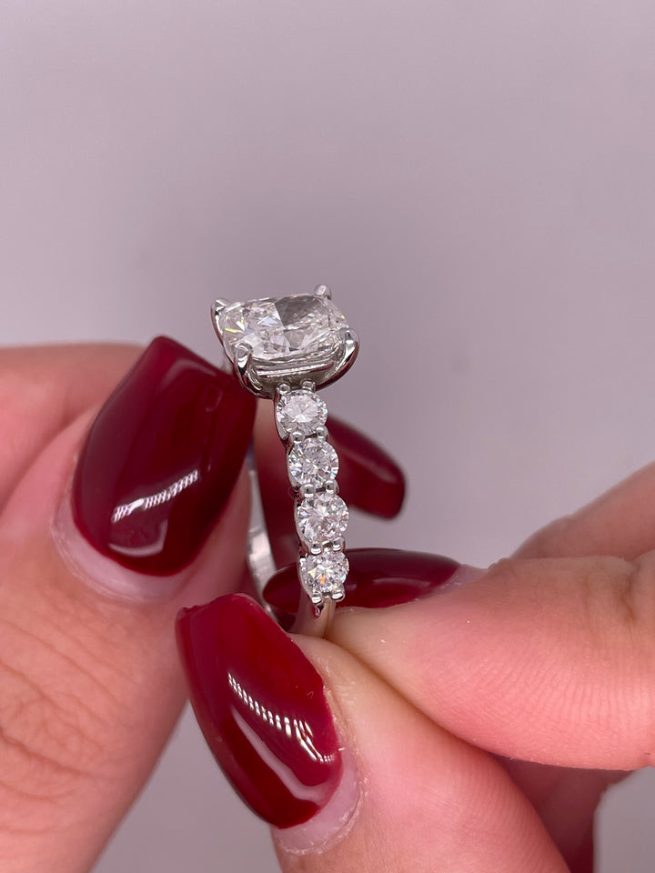 טבעת אירוסין דגם ״סבן״  1.30 קראט טבעי