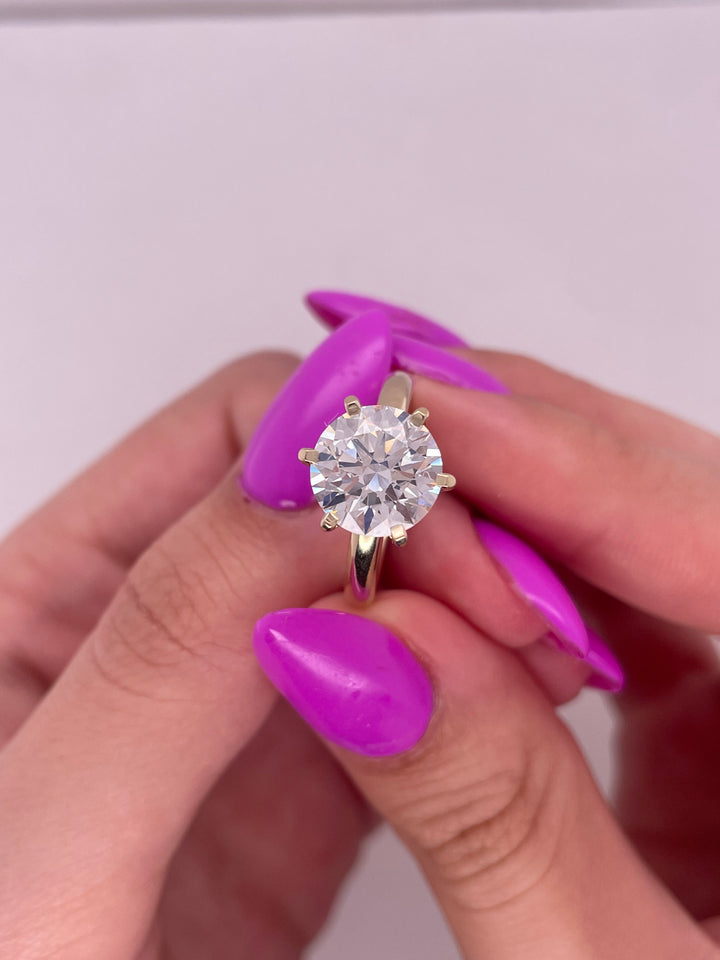 טבעת אירוסין סוליטר 6 שיניים 2.50 קראט