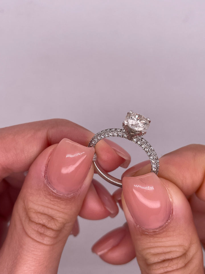 טבעת אירוסין 3 שורות 1.75 קראט טבעי