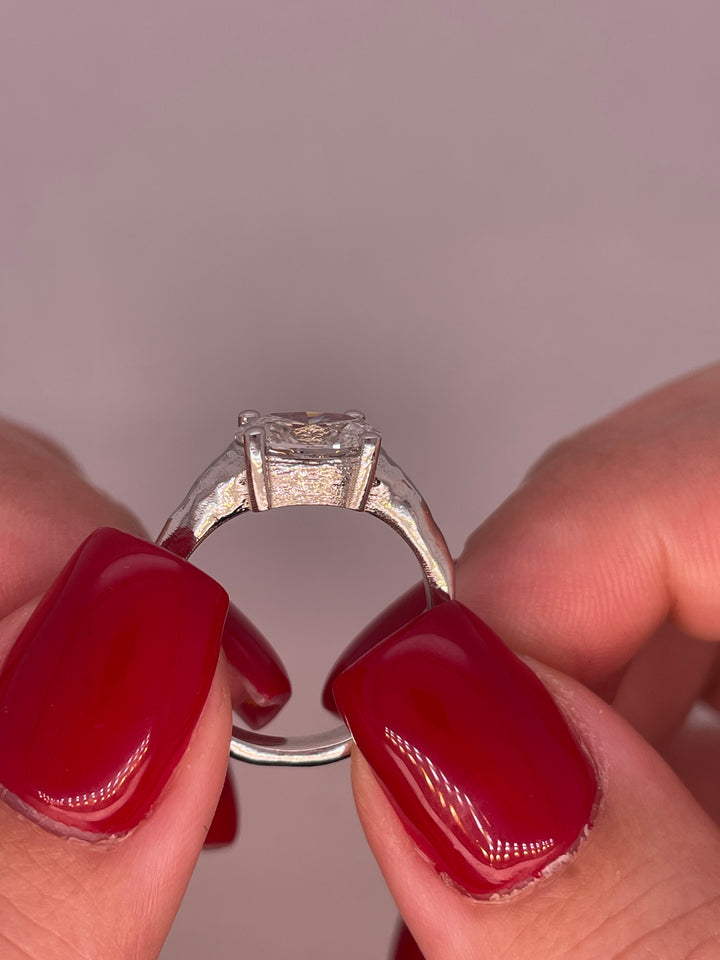 טבעת אלמה יהלום אובל מאוזן 1.50 קראט טבעי