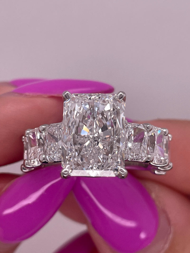 טבעת אירוסין רדיאנים 5.50 קראט טבעי