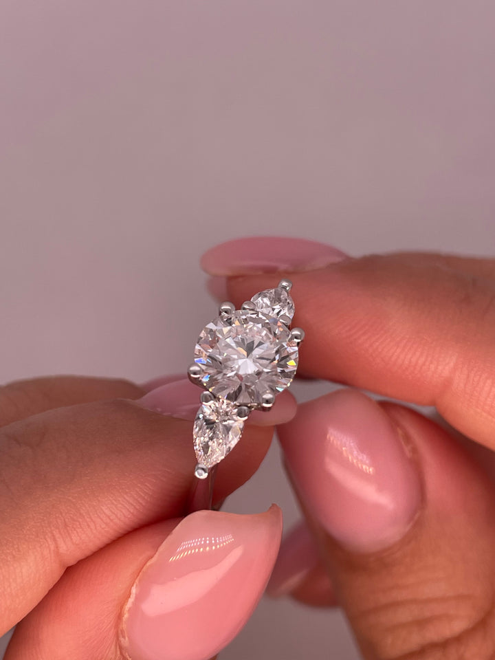 טבעת אירוסין ״אדל״ 3 קראט מעבדה cvd