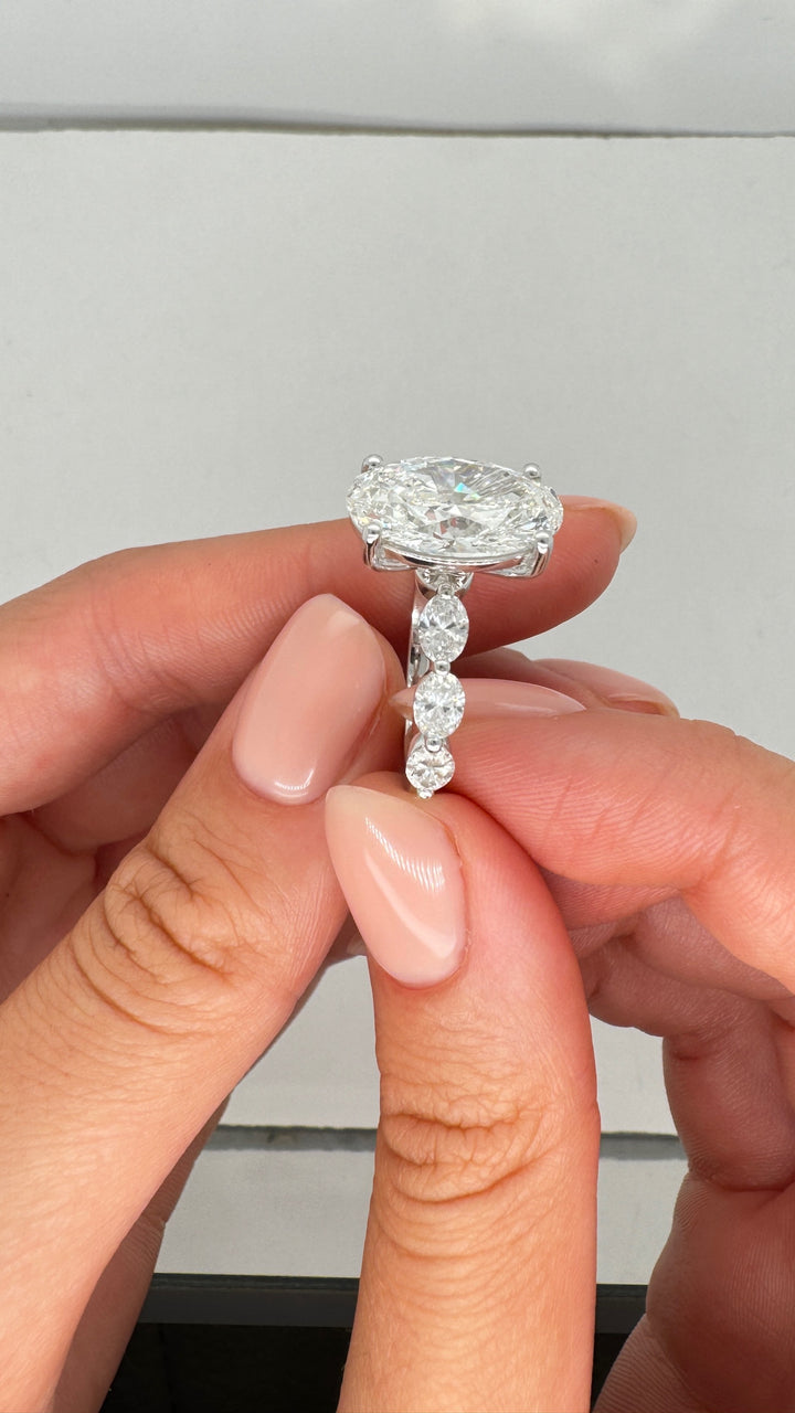 טבעת אירוסין ״קים״ 6.20 קראט מעבדה cvd