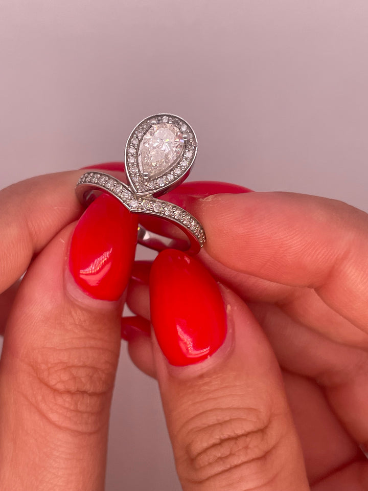 טבעת אירוסין ״אדל ״ 1.80 קראט טבעי