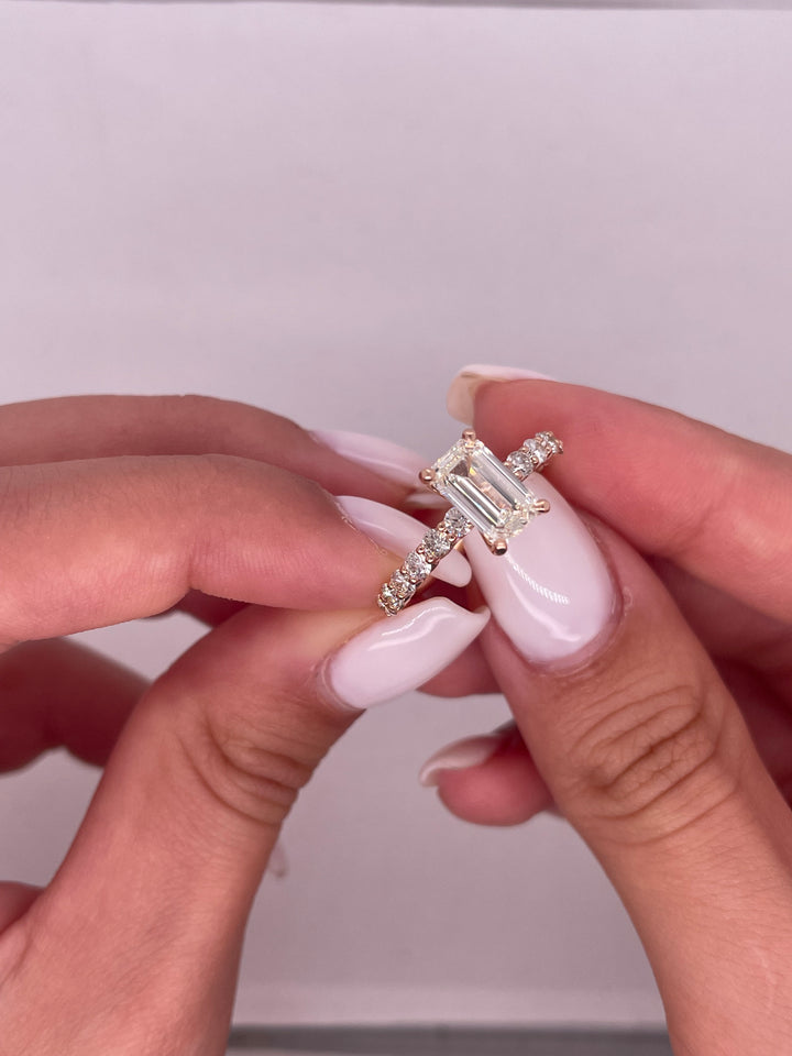 טבעת אירוסין דגם ״אלין״ 2 קראט טבעי