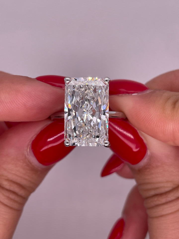 טבעת אירוסין סוליטר 10 קראט רדיאן