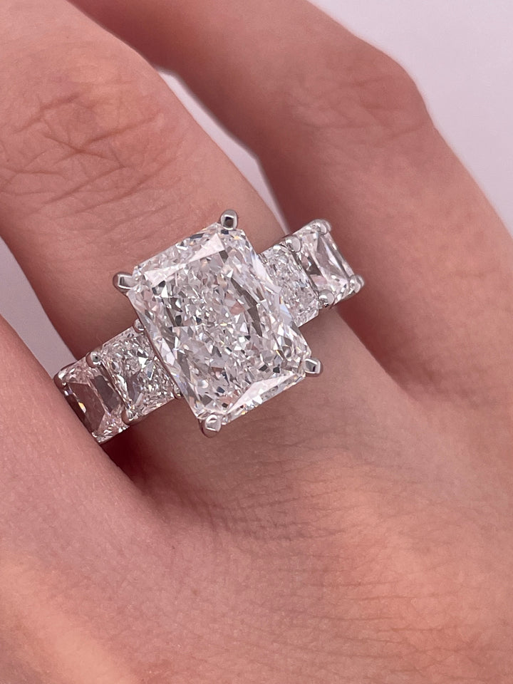 טבעת אירוסין רדיאנים 5.50 קראט טבעי