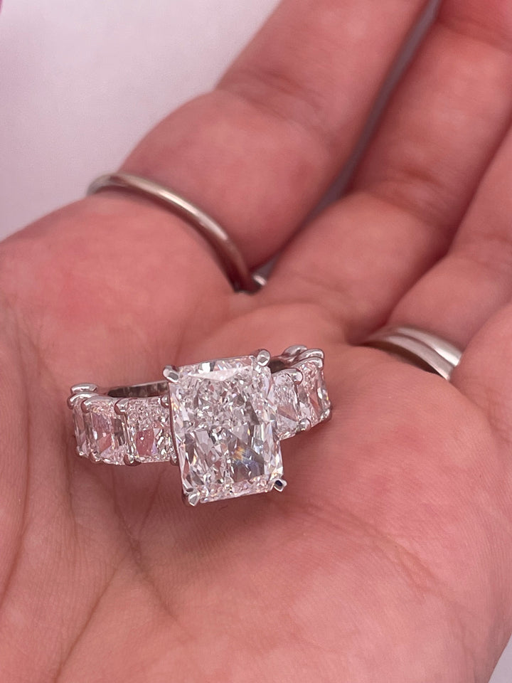 טבעת אירוסין רדיאנים 5.50 קראט טבעי