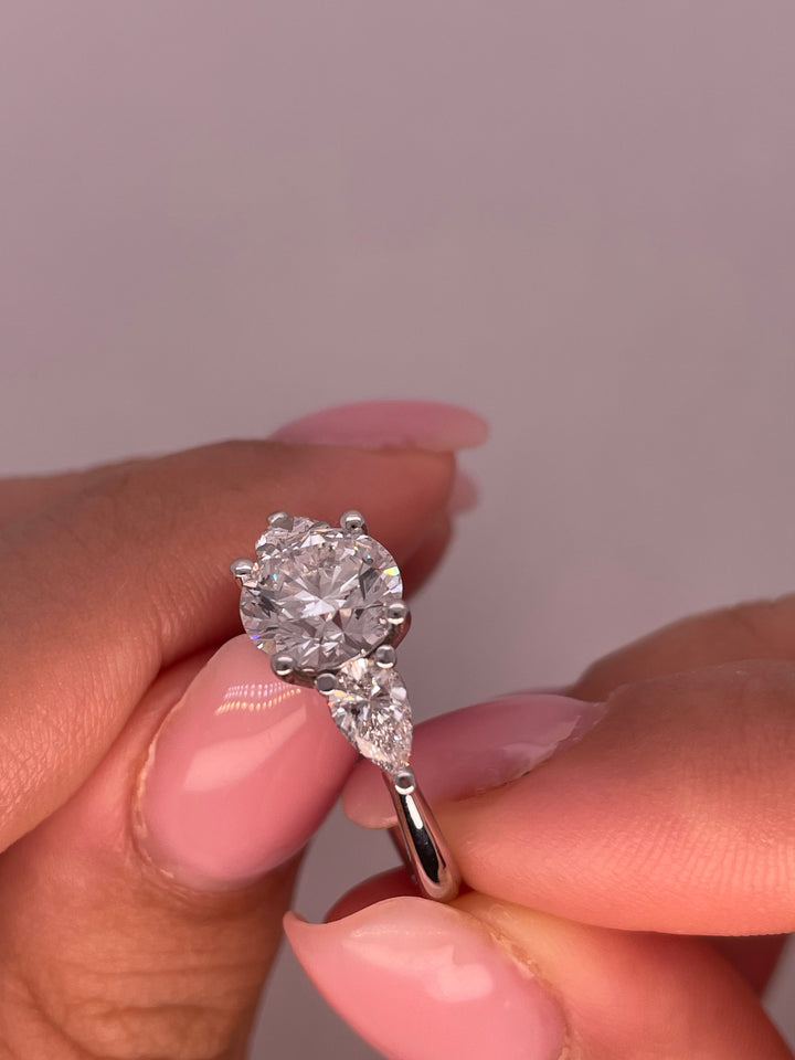 טבעת אירוסין ״אדל״ 3 קראט מעבדה cvd