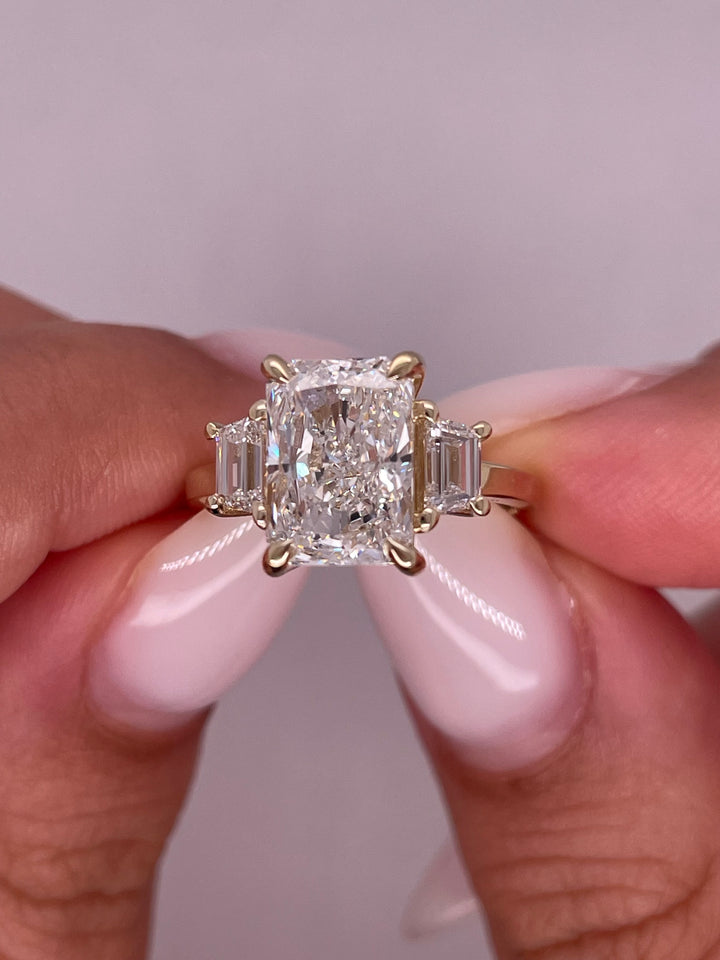 טבעת אירוסין ״סול״ 3.60 קראט