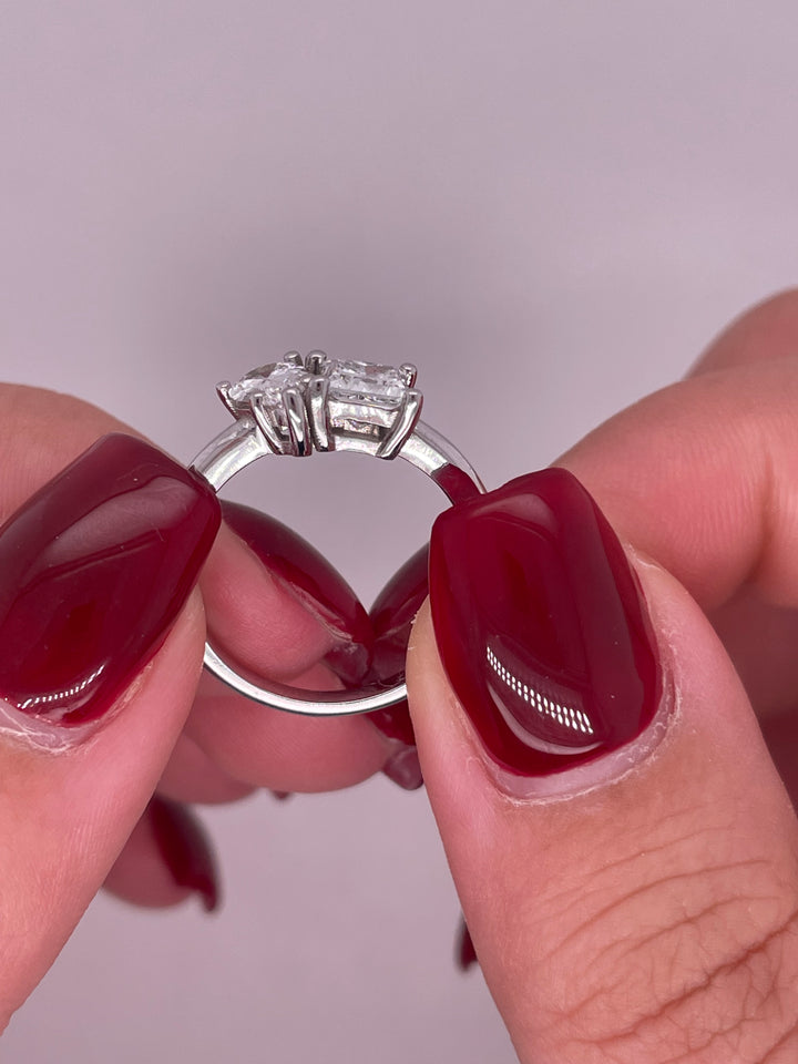 טבעת 2 יהלומים 1.30 קראט מעבדה cvd