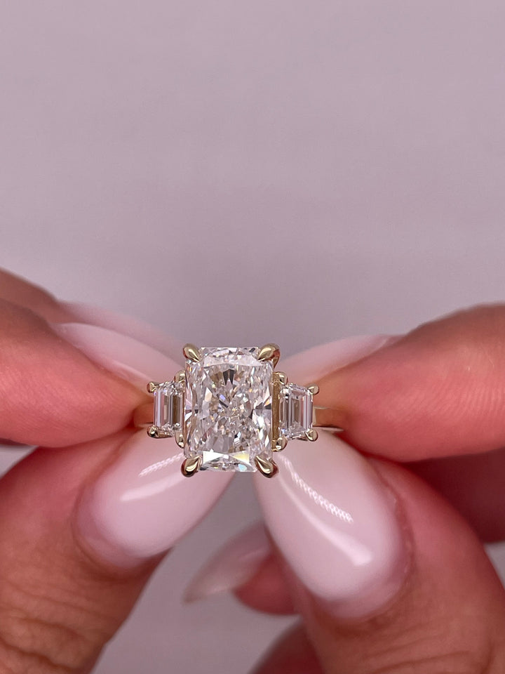 טבעת אירוסין ״סול״ 3.60 קראט