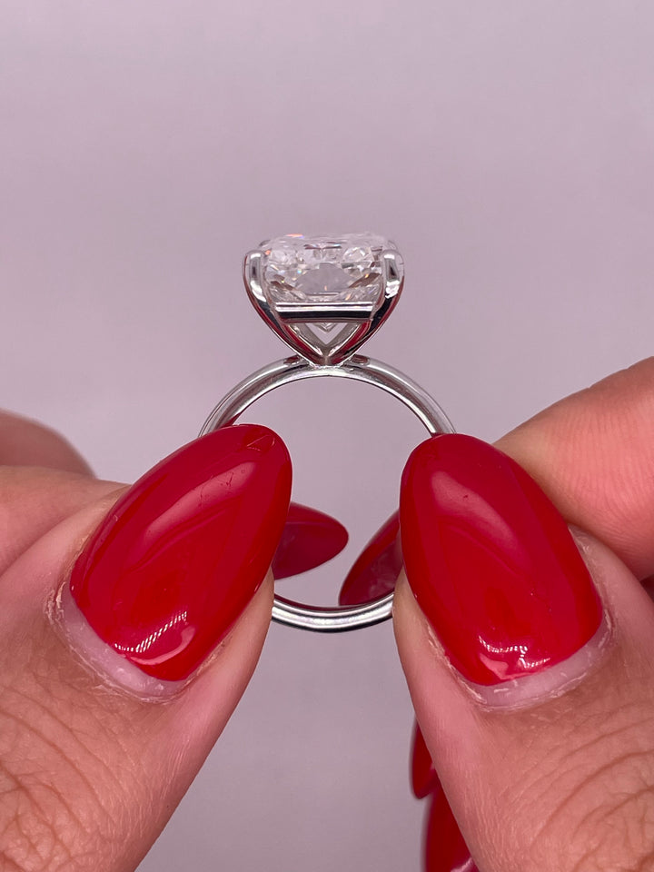 טבעת אירוסין סוליטר 10 קראט רדיאן