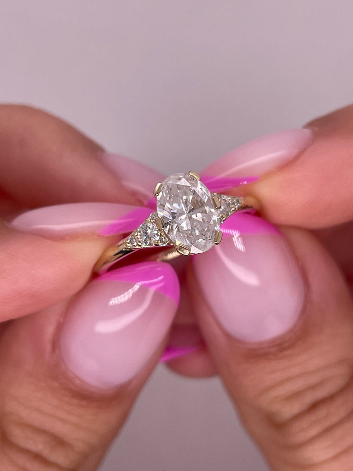 טבעת אירוסין דגם ״אריאן״ 1.25 קראט מעבדה cvd