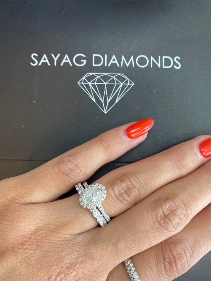 טבעת אירוסין היילו 1.50 קראט טבעי