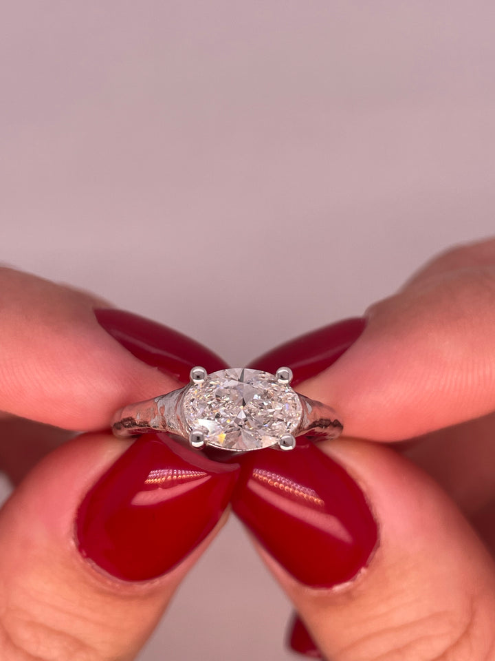 טבעת אלמה יהלום אובל מאוזן 1.50 קראט טבעי