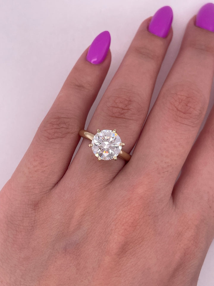 טבעת אירוסין סוליטר 6 שיניים 2.50 קראט