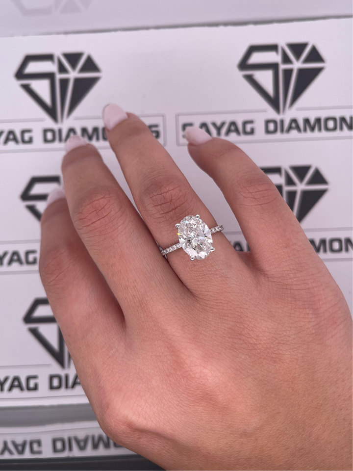 טבעת אירוסין אובל הידן היילו  2 קראט