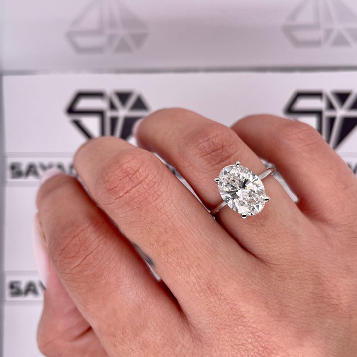 טבעת אירוסין סוליטר והיילו 2.20 קראט טבעי