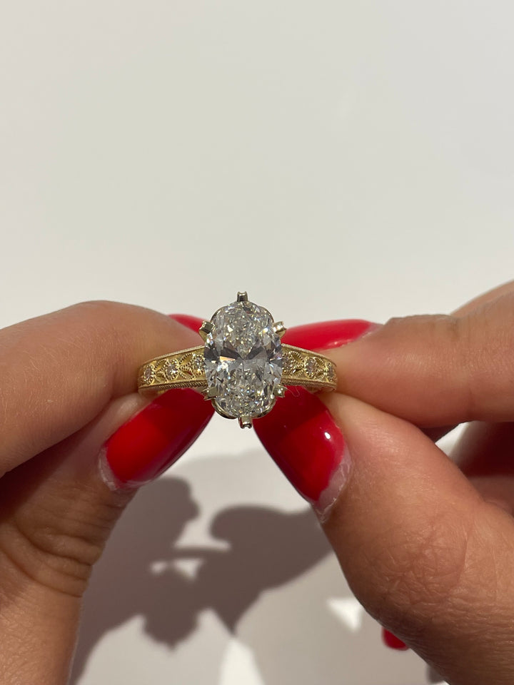 טבעת אירוסין ״ אודין״ 2 קראט יהלום טבעי