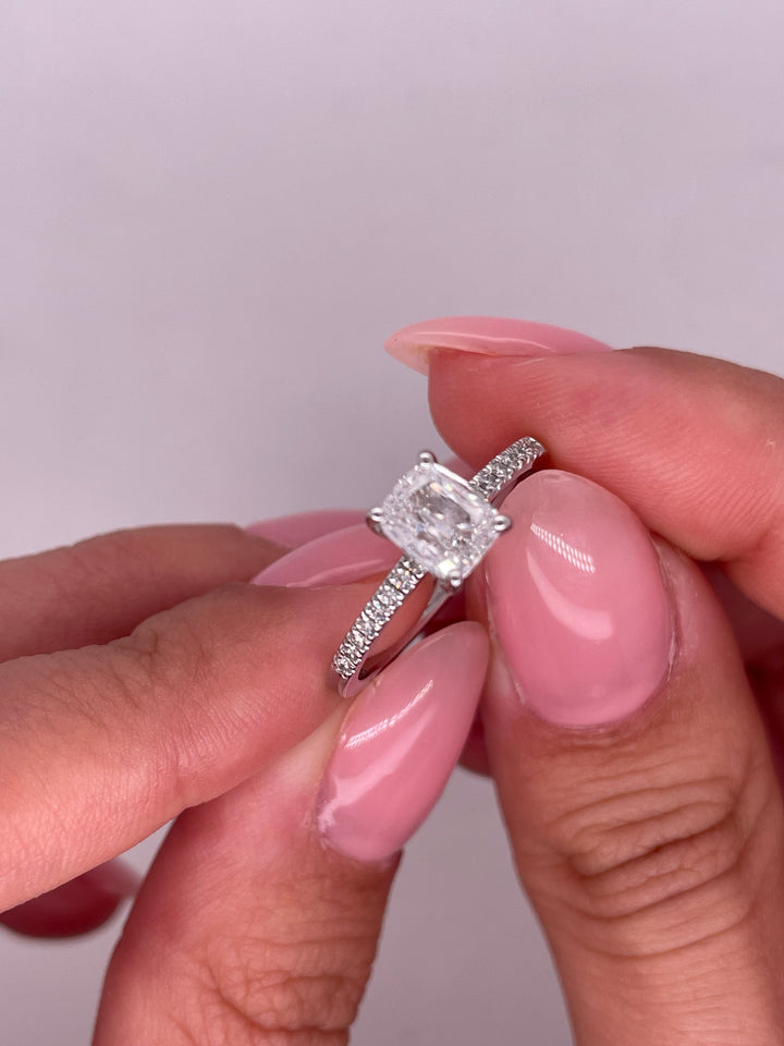 טבעת אירוסין קלאסית 1.25 קראט טבעי