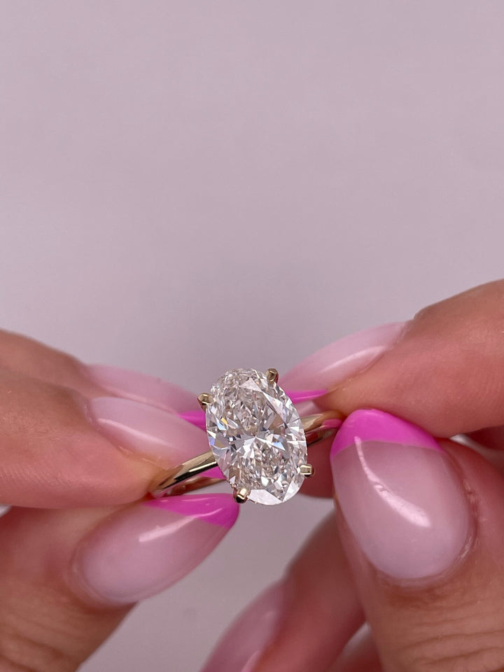 טבעת אירוסין סוליטר עם הידן היילו3.20 קראט מעבדה cvd